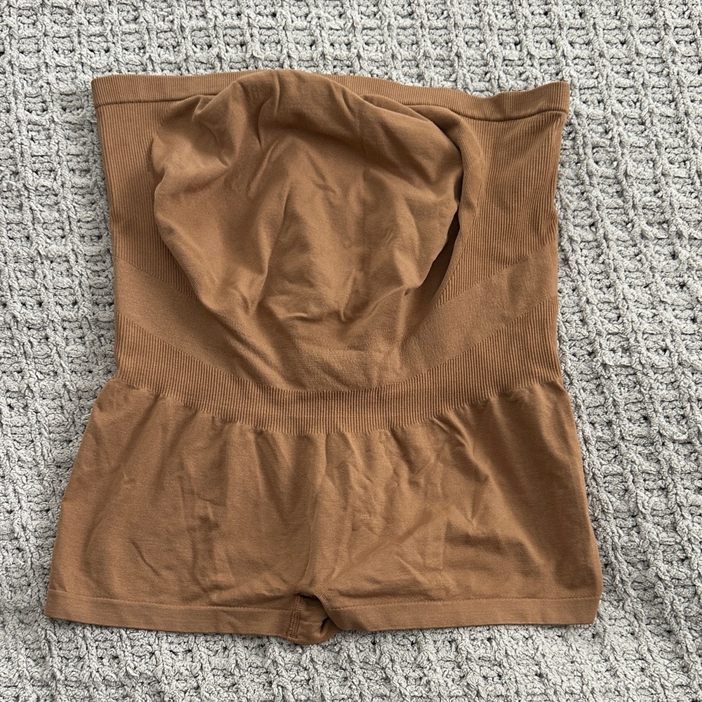 Blanqi maternity support short